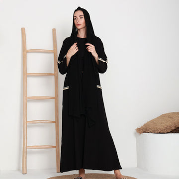 Helena Abaya  I Black